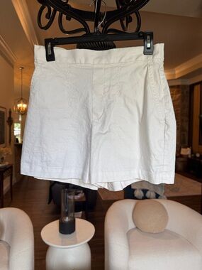 Banana Republic White Women’s Skort